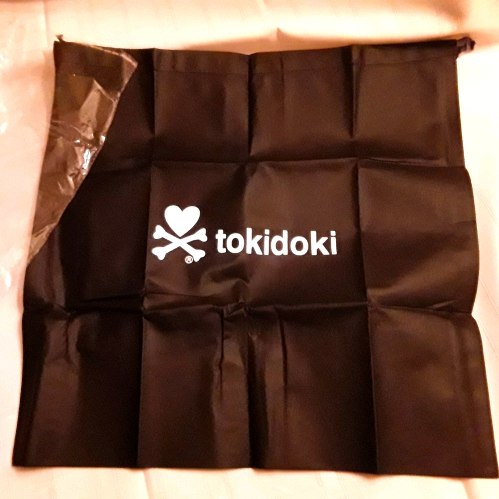 New Tokidoki Dustcover
